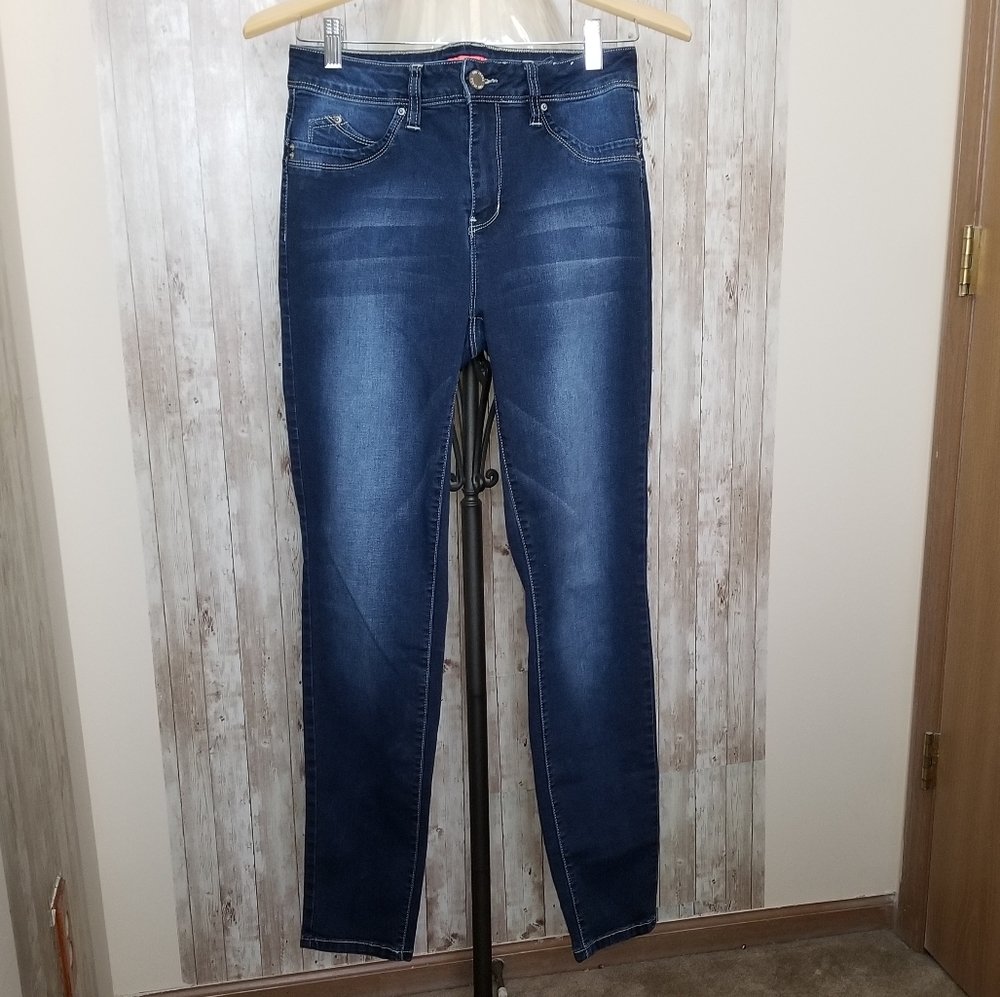 YMI WannaBettaButt? Skinny Jean Size 11 Mid